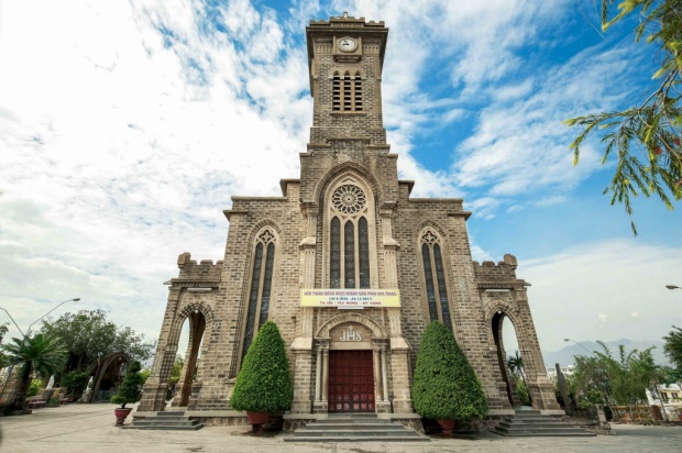 kinh nghiệm du lịch Nha Trang trọn bộ - nhà thờ núi